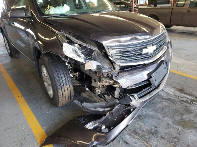 Photo 9 from auction – 2017 CHEVROLET TRAVERSE L with VIN 1GNKRFED0HJ141368