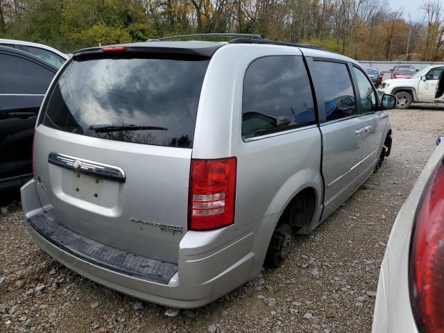 Photo 4 from auction – 2010 CHRYSLER TOWN & COU with VIN 2A4RR5D18AR155720
