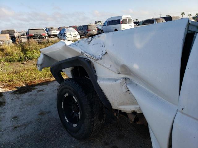Photo 6 from auction – 2005 CHEVROLET SILVERADO with VIN 1GCHK24235E115092
