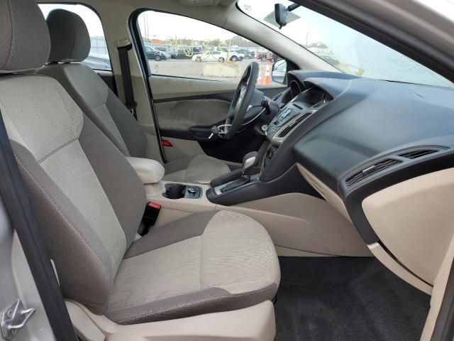 Zdjęcie 5 z aukcji – 2014 FORD FOCUS SE z VIN 1FADP3K25EL195537