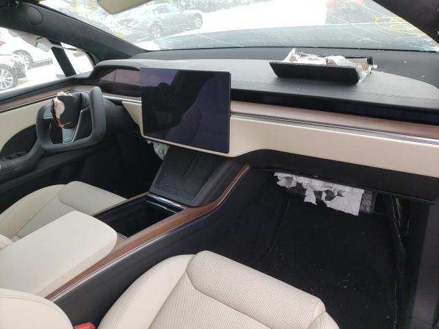 Photo 9 from auction – 2022 TESLA MODEL X with VIN 7SAXCAE53NF358656