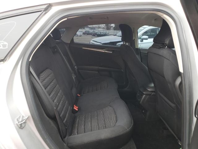 Photo 6 from auction – 2016 FORD FUSION SE with VIN 3FA6P0HD6GR136601