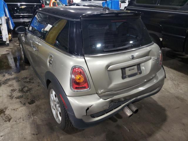 Photo 3 from auction – 2007 MINI COOPER S with VIN WMWMF73517TV31343