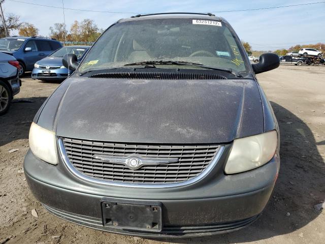 Photo 9 from auction – 2003 CHRYSLER TOWN & COU with VIN 2C8GP24363R270160