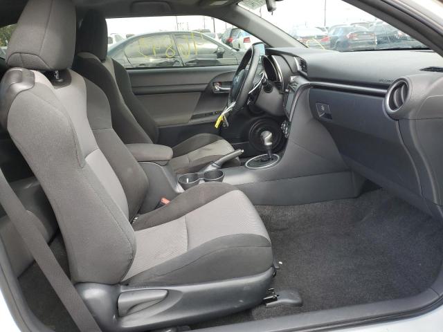 Photo 5 from auction – 2016 TOYOTA SCION TC with VIN JTKJF5C78GJ017277