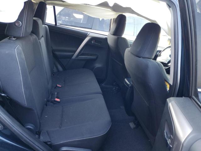 Photo 6 from auction – 2017 TOYOTA RAV4 XLE with VIN JTMRFREV1HJ712232