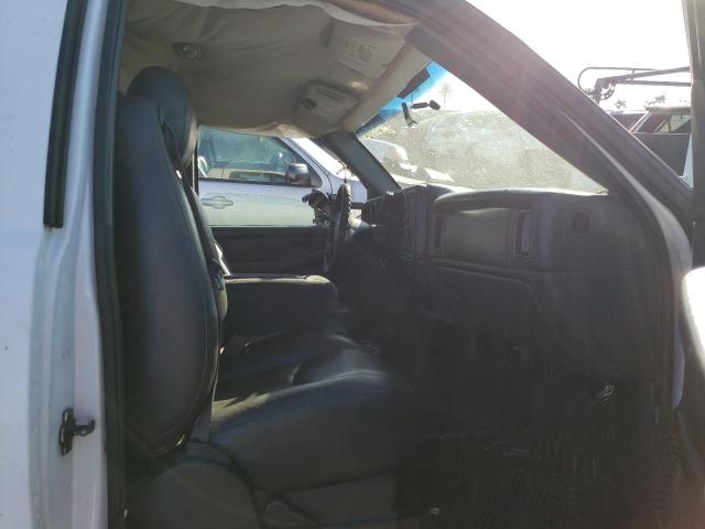 Photo 5 from auction – 2005 CHEVROLET SILVERADO with VIN 1GCHK24235E115092