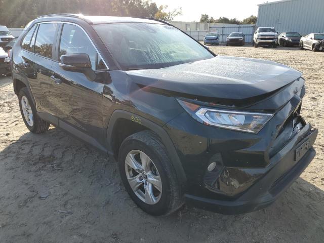 TOYOTA RAV4 XLE 2021 with VIN 2T3P1RFVXMC190511 - Photo from auction