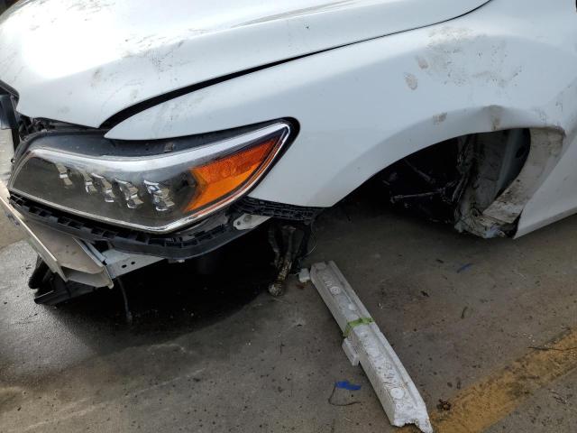 Photo 9 from auction – 2014 ACURA RLX with VIN JH4KC1F38EC002042