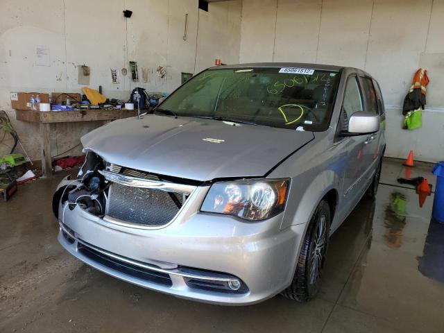 Photo 2 from auction – 2014 CHRYSLER TOWN & COU with VIN 2C4RC1HG6ER236753