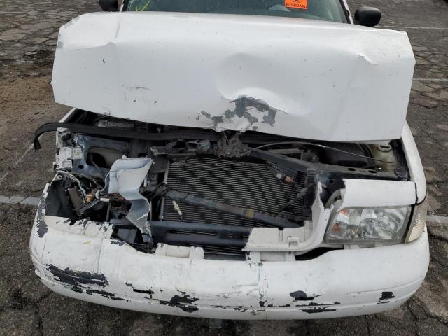 Photo 7 from auction – 2005 FORD CROWN VICT with VIN 2FAFP71W55X161783