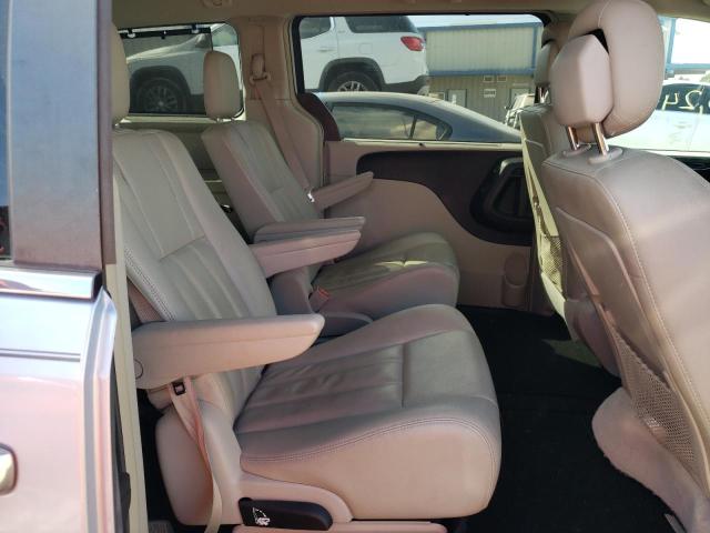Photo 6 from auction – 2012 CHRYSLER TOWN & COU with VIN 2C4RC1CG2CR314207