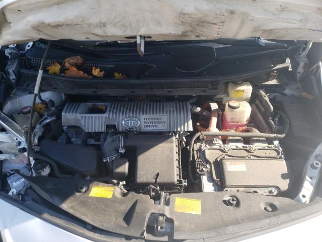 Photo 7 from auction – 2014 TOYOTA PRIUS V with VIN JTDZN3EU6EJ008370