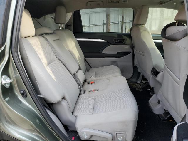 Photo 6 from auction – 2019 TOYOTA HIGHLANDER with VIN 5TDZARFH6KS047880