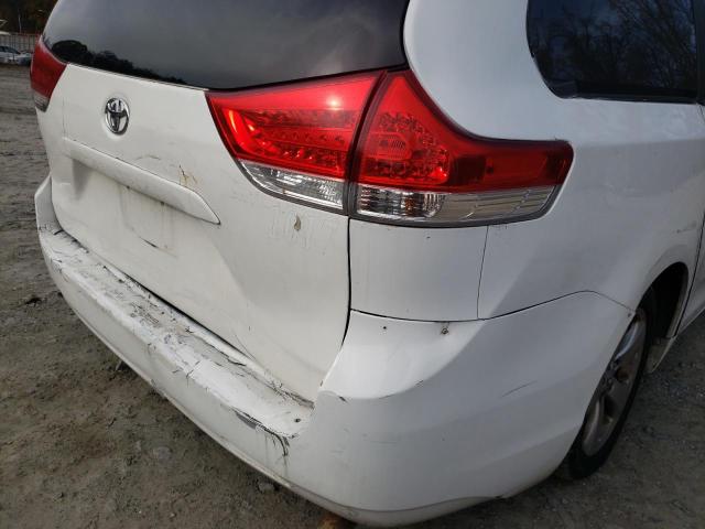 Photo 9 from auction – 2013 TOYOTA SIENNA LE with VIN 5TDKK3DC2DS320982