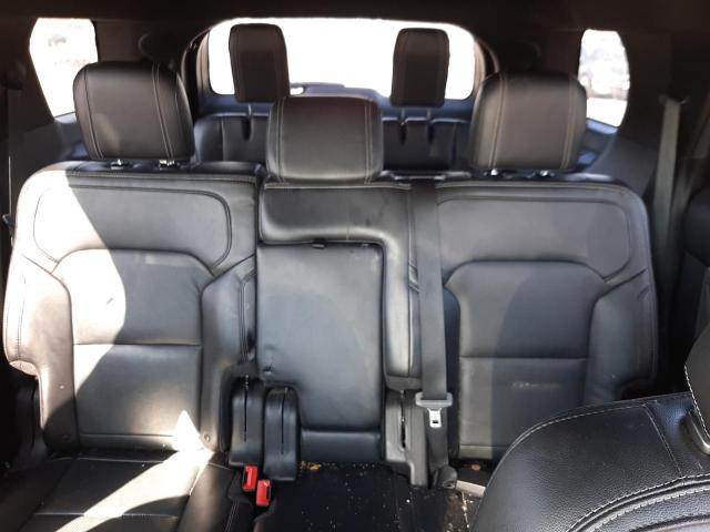 Photo 10 from auction – 2017 FORD EXPLORER L with VIN 1FM5K7F83HGD11698
