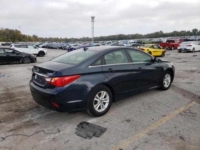 Photo 4 from auction – 2014 HYUNDAI SONATA GLS with VIN 5NPEB4AC7EH883377