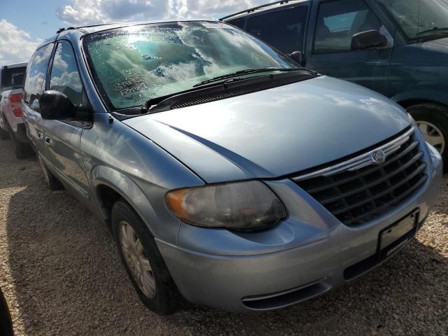 CHRYSLER TOWN & COU 2005 with VIN 2C4GP54L55R483543 - Photo from auction