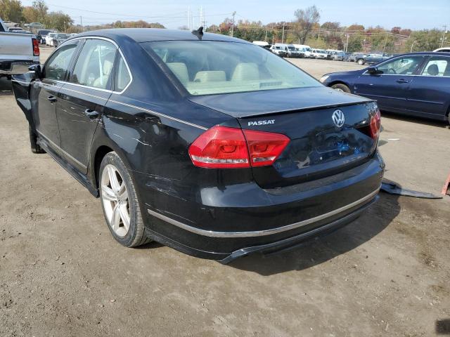 Photo 3 from auction – 2015 VOLKSWAGEN PASSAT SEL with VIN 1VWCM7A37FC035433