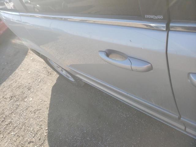 Photo 9 from auction – 2012 CHRYSLER TOWN & COU with VIN 2C4RC1BG4CR374975