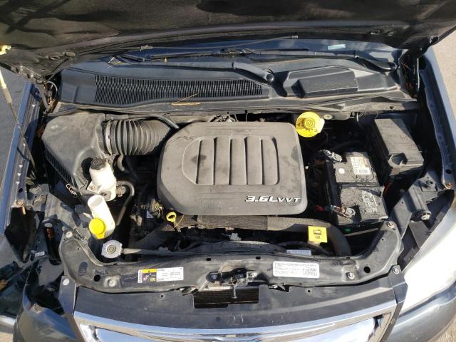 Photo 7 from auction – 2014 CHRYSLER TOWN & COU with VIN 2C4RC1BG2ER259584