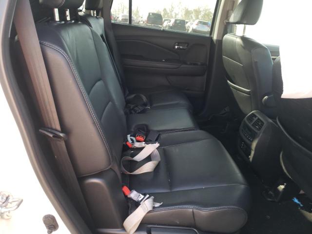 Photo 6 from auction – 2017 HONDA PILOT TOUR with VIN 5FNYF6H92HB067364