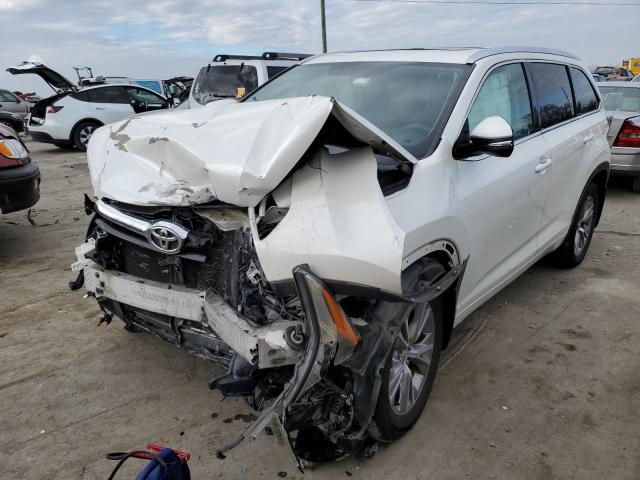 Photo 2 from auction – 2015 TOYOTA HIGHLANDER with VIN 5TDJKRFH7FS136549