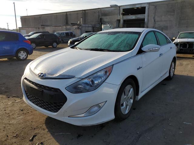 Photo 2 from auction – 2012 HYUNDAI SONATA HYB with VIN KMHEC4A41CA020970