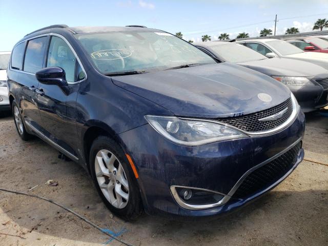 CHRYSLER PACIFICA T 2017 with VIN 2C4RC1BG0HR514365 - Photo from auction