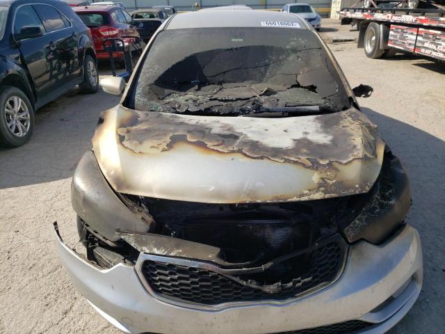 Photo 9 from auction – 2016 KIA FORTE EX with VIN KNAFX4A88G5551501