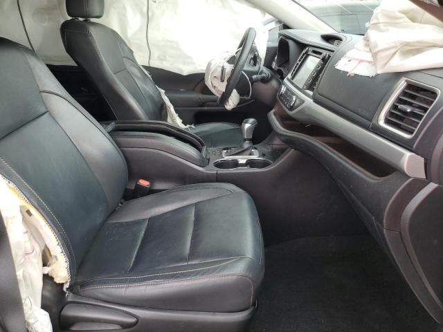 Photo 5 from auction – 2015 TOYOTA HIGHLANDER with VIN 5TDJKRFH7FS136549