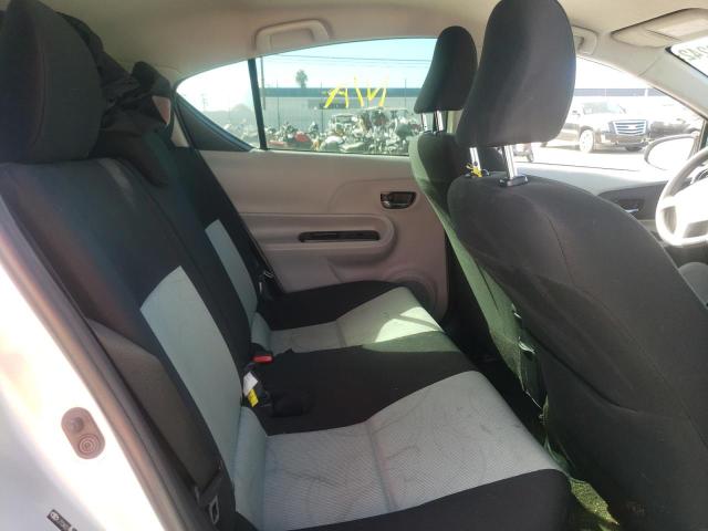 Photo 6 from auction – 2012 TOYOTA PRIUS C with VIN JTDKDTB36C1019012