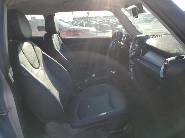 Photo 5 from auction – 2009 MINI COOPER CLU with VIN WMWML33509TX50024