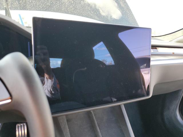 Photo 9 from auction – 2021 TESLA MODEL S with VIN 5YJSA1E65MF443857