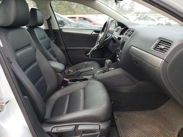 Photo 5 from auction – 2017 VOLKSWAGEN JETTA SE with VIN 3VWDB7AJ1HM264667