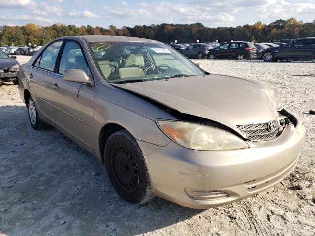 TOYOTA CAMRY LE 2004 with VIN 4T1BE32K74U884880 - Photo from auction