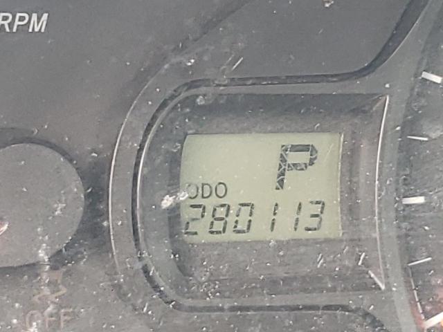 Photo 8 from auction – 2013 TOYOTA SIENNA LE with VIN 5TDKK3DC2DS320982