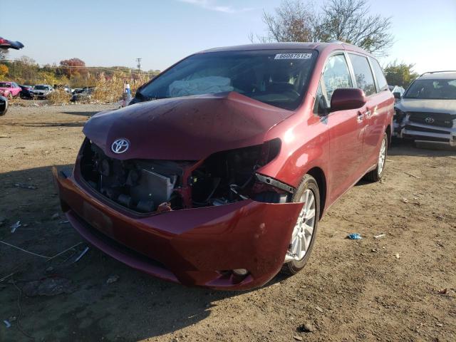 Photo 2 from auction – 2015 TOYOTA SIENNA XLE with VIN 5TDDK3DC9FS113257