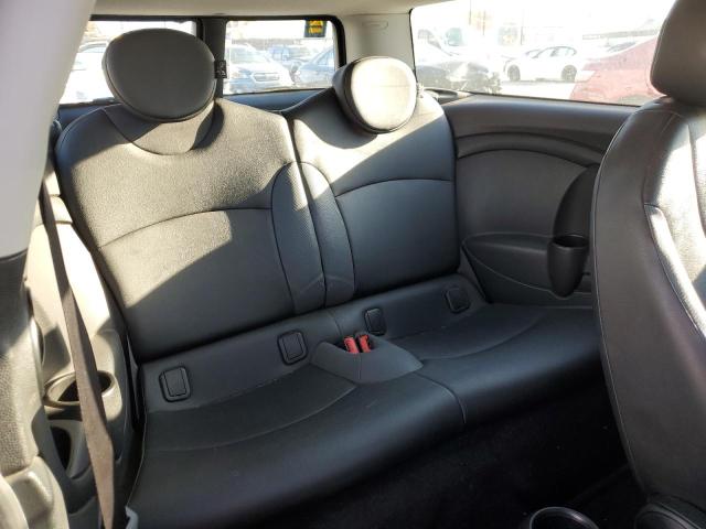 Photo 6 from auction – 2009 MINI COOPER CLU with VIN WMWML33509TX50024
