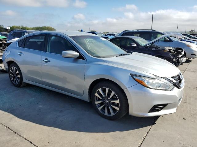 Photo 4 from auction – 2017 NISSAN ALTIMA 2.5 with VIN 1N4AL3AP3HC248509
