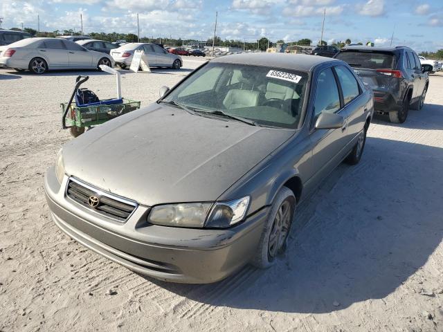 Photo 2 from auction – 2000 TOYOTA CAMRY LE with VIN 4T1BF22K8YU101899