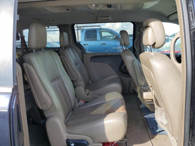 Photo 6 from auction – 2011 CHRYSLER TOWN & COU with VIN 2A4RR8DG3BR630634