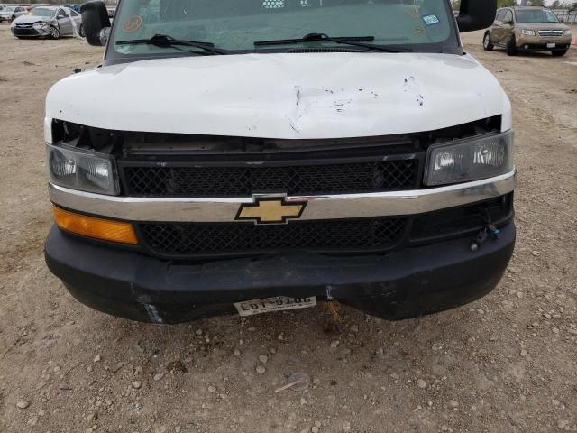Photo 9 from auction – 2018 CHEVROLET EXPRESS G2 with VIN 1GCWGBFG1J1243799