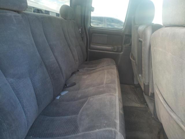 Photo 6 from auction – 2004 CHEVROLET SILVERADO with VIN 2GCEC19V841424537