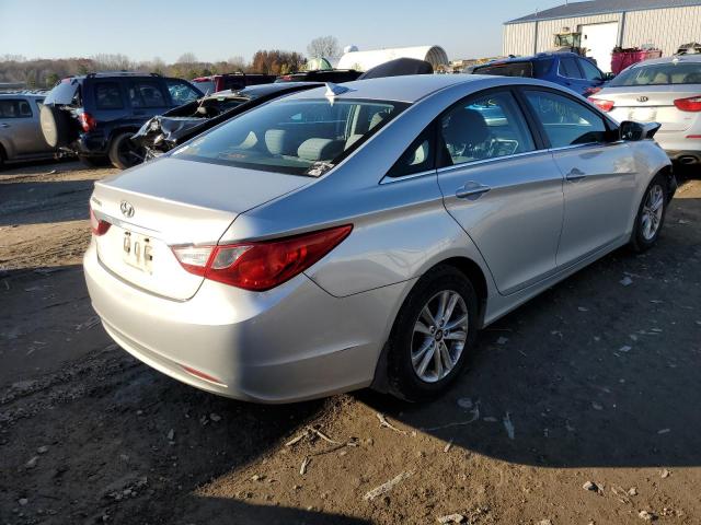Photo 4 from auction – 2011 HYUNDAI SONATA GLS with VIN 5NPEB4AC0BH059278
