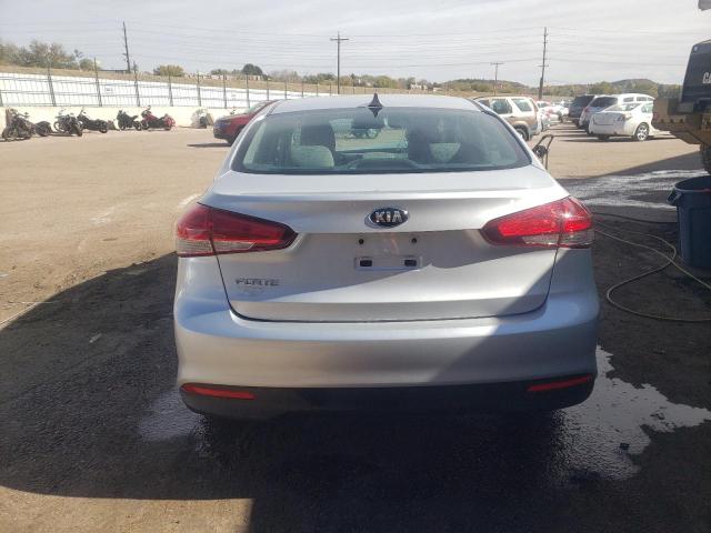 Photo 6 from auction – 2018 KIA FORTE LX with VIN 3KPFK4A76JE182237