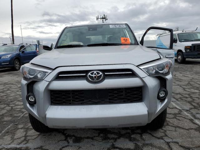 Photo 5 from auction – 2021 TOYOTA 4RUNNER SR with VIN JTEEU5JRXM5233490