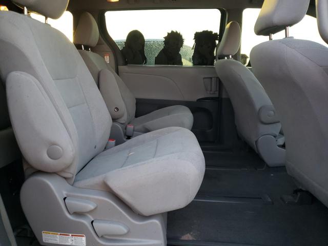 Photo 6 from auction – 2017 TOYOTA SIENNA with VIN 5TDZZ3DC5HS780525