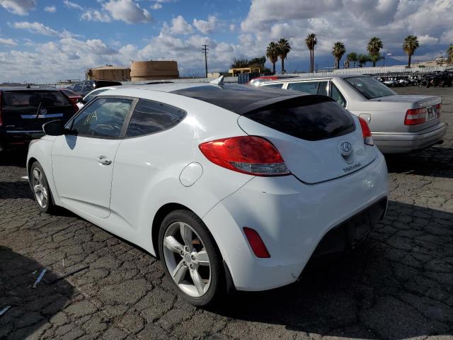 Photo 3 from auction – 2013 HYUNDAI VELOSTER with VIN KMHTC6AD6DU088779