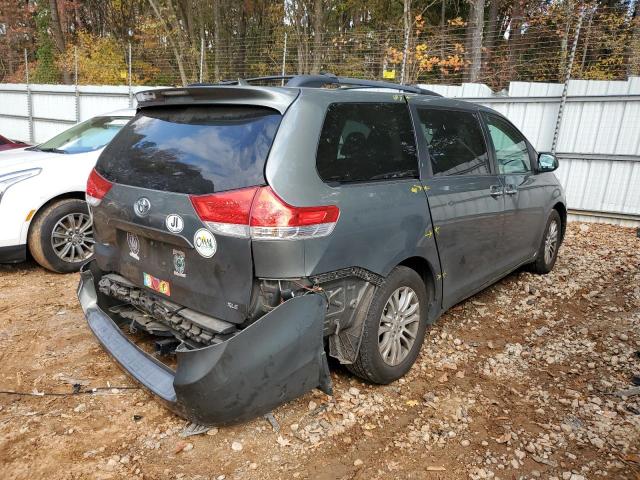 Photo 4 from auction – 2011 TOYOTA SIENNA XLE with VIN 5TDYK3DC9BS045943